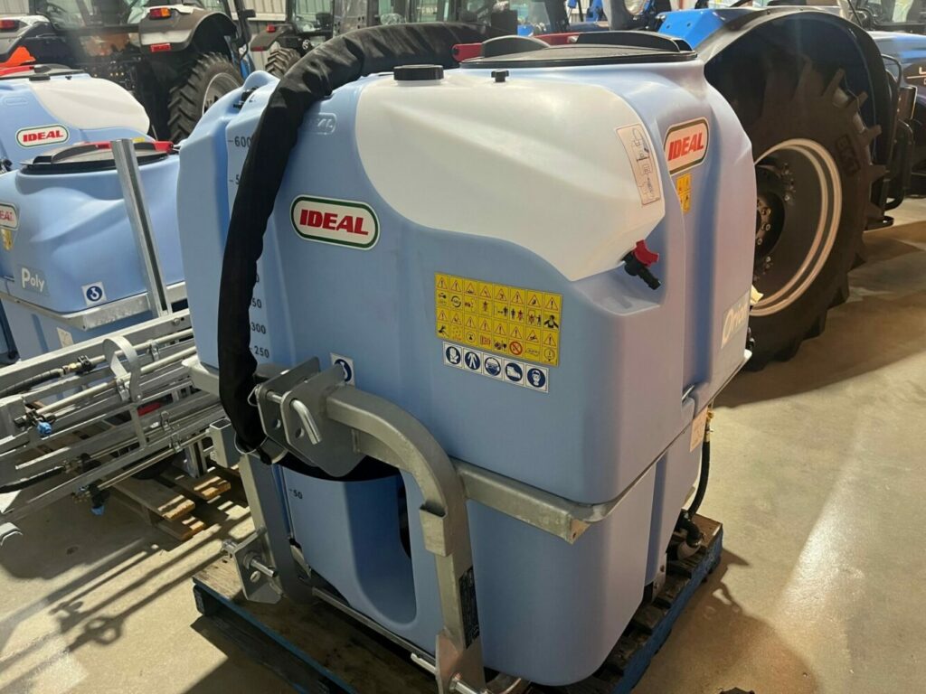 IDEAL 600L ORION MOUNTED SPRAYER WITH FAN